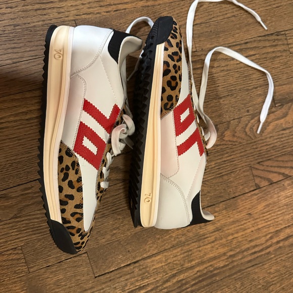 Women’s Back 70 Streetwear White and Red Leopard Print Sneakers. - Picture 2 of 5
